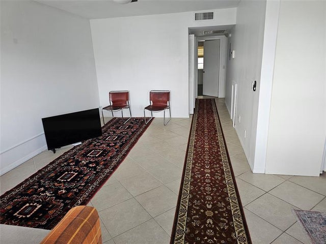 3 of 28 - 4038 Hythe C 4038, Boca Raton, FL