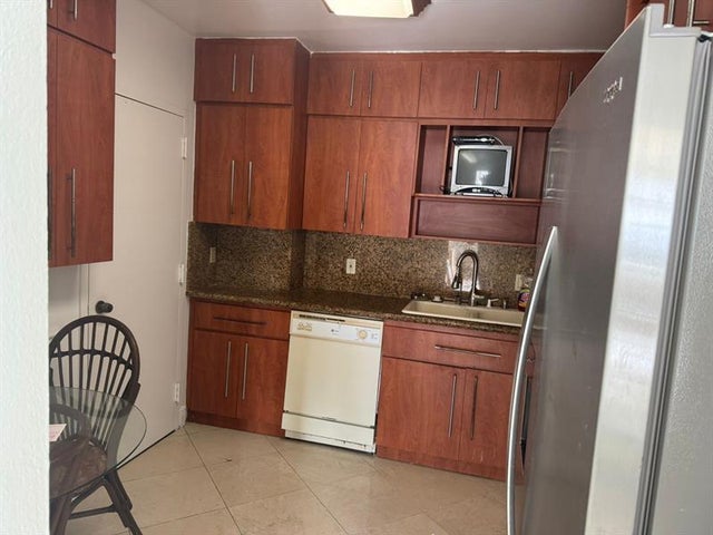 5 of 17 - 1980 S Ocean Dr 20q, Hallandale, FL
