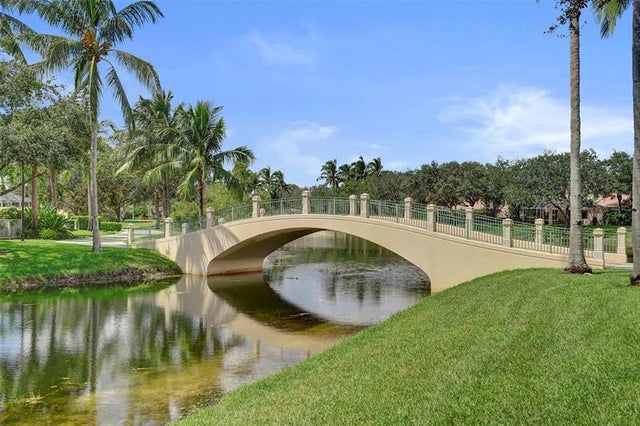 4 of 44 - 8168 Montserrat Pl, Wellington, FL