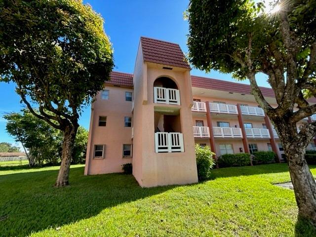 2 of 20 - 9641 Sunrise Lakes Blvd 201, Sunrise, FL