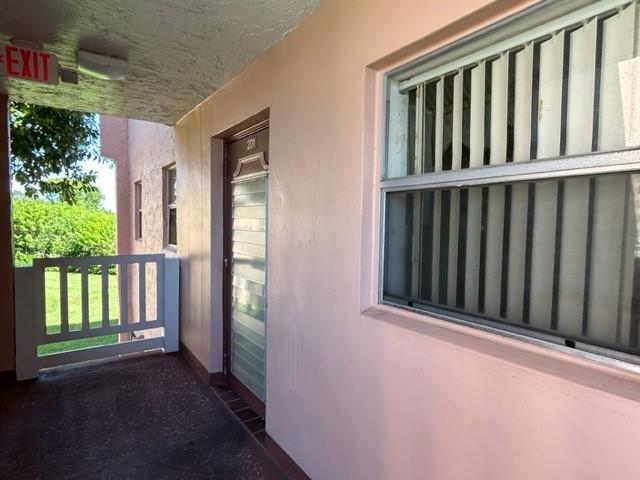 4 of 20 - 9641 Sunrise Lakes Blvd 201, Sunrise, FL