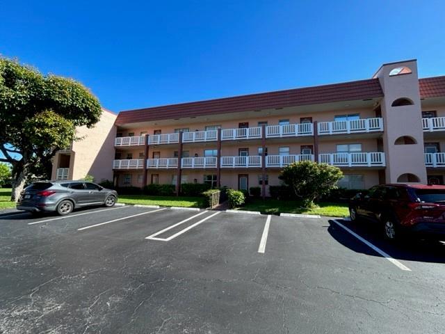 5 of 20 - 9641 Sunrise Lakes Blvd 201, Sunrise, FL
