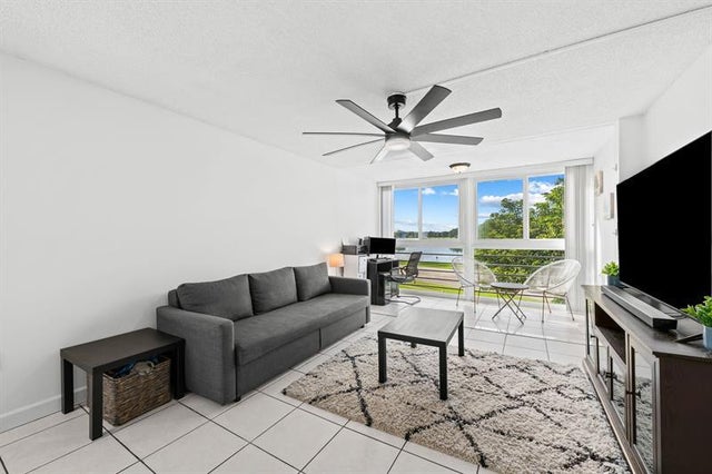 3 of 25 - 9440 Tangerine Pl 301, Davie, FL