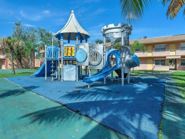 2 of 14 - 101 Ne 41st St E78, Fort Lauderdale, FL