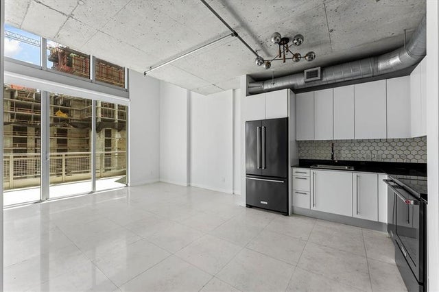 2 of 30 - 690 Sw 1st Ct 3114, Miami, FL