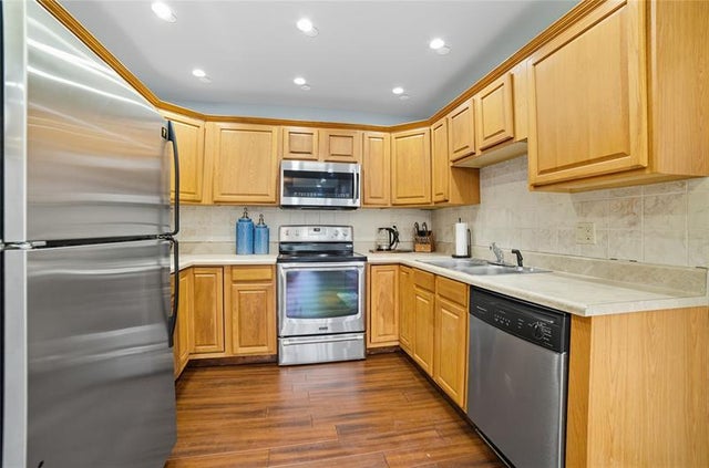 3 of 28 - 2051 Bayberry Dr 2051, Pembroke Pines, FL