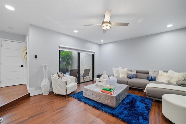 4 of 28 - 2051 Bayberry Dr 2051, Pembroke Pines, FL