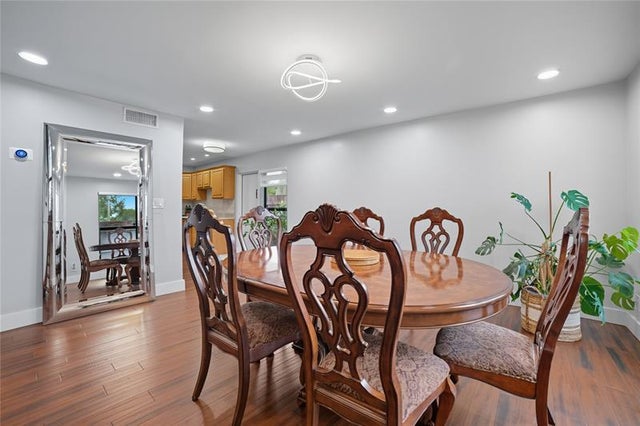 5 of 28 - 2051 Bayberry Dr 2051, Pembroke Pines, FL