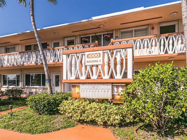 4 of 48 - 1000 Sw 11th Ave #12a Bldg E, Hallandale, FL