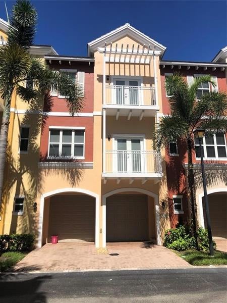 1 of 36 - 2335 Vintage Dr 2335, Lighthouse Point, FL