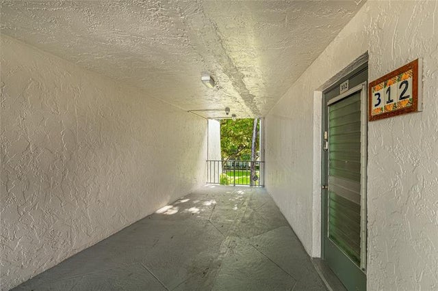 3 of 34 - 9100 Lime Bay Blvd 312, Tamarac, FL
