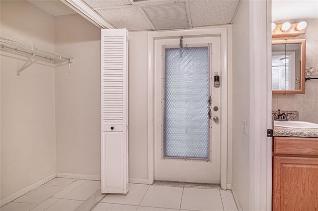 4 of 34 - 9100 Lime Bay Blvd 312, Tamarac, FL
