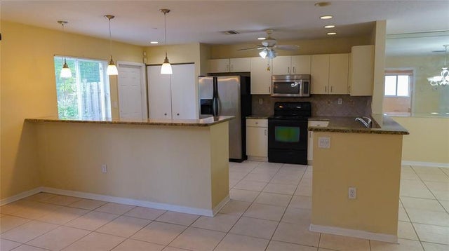 4 of 32 - 6191 Nw 2nd St 6191, Margate, FL