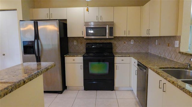 5 of 32 - 6191 Nw 2nd St 6191, Margate, FL