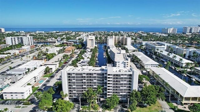 3 of 31 - 4800 E Bayview Dr 901, Fort Lauderdale, FL