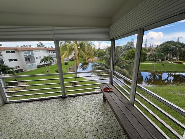 4 of 5 - 3506 Nw 49th Ave 604, Lauderdale Lakes, FL
