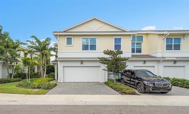 2 of 28 - 639 Parsons Way 639, Deerfield Beach, FL