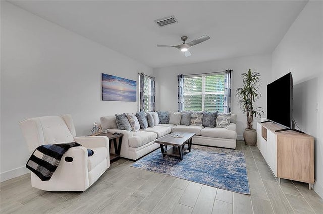 5 of 28 - 639 Parsons Way 639, Deerfield Beach, FL