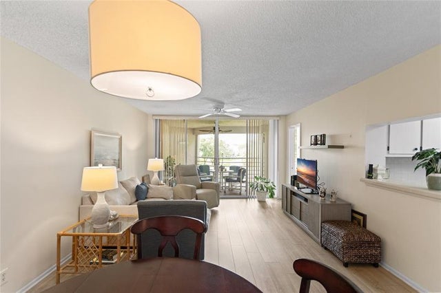 5 of 28 - 1911 Sabal Palm Dr 307, Davie, FL