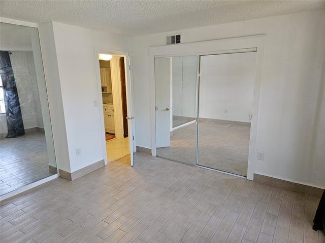 3 of 4 - 10191 Oleander Ct 10191, Pembroke Pines, FL