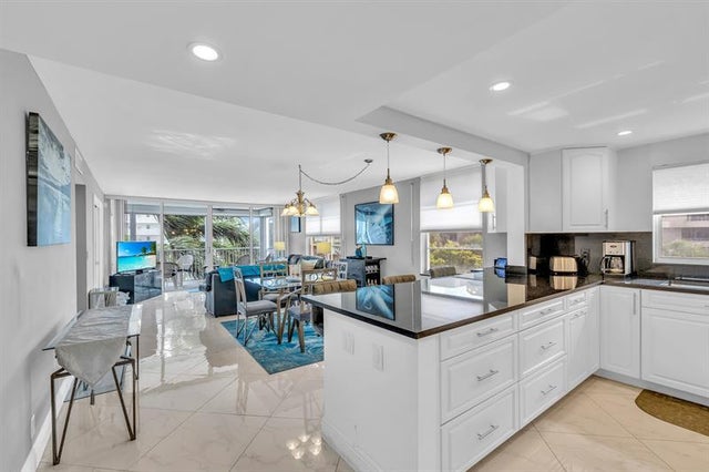 4 of 25 - 1 Harbourside Dr 1501, Delray Beach, FL