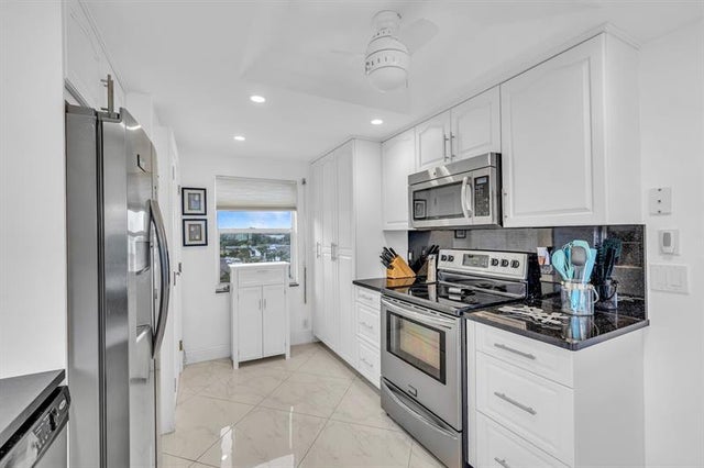 5 of 25 - 1 Harbourside Dr 1501, Delray Beach, FL