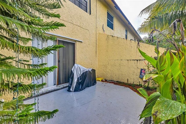 4 of 25 - 4408 Nw 4th Ave 2760, Deerfield Beach, FL