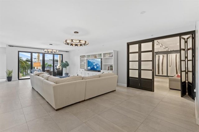 2 of 53 - 1532 Se 12th St 302, Fort Lauderdale, FL