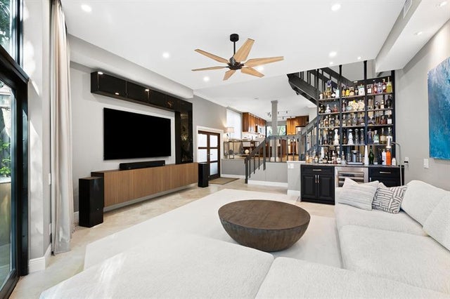3 of 33 - 3014 Ne 49th Street 5, Fort Lauderdale, FL