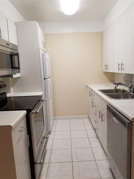 5 of 29 - 4090 Cornwall 4090, Boca Raton, FL