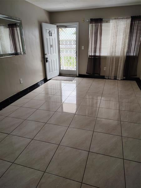 5 of 6 - 121 Ne 204 18, Miami Gardens, FL