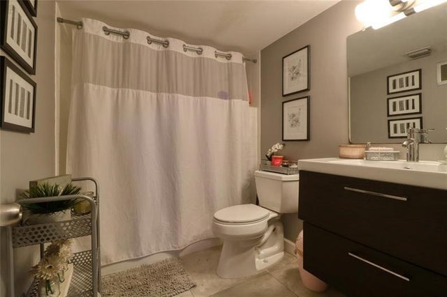 4 of 5 - 124 Ne 19th Ct B-204, Wilton Manors, FL