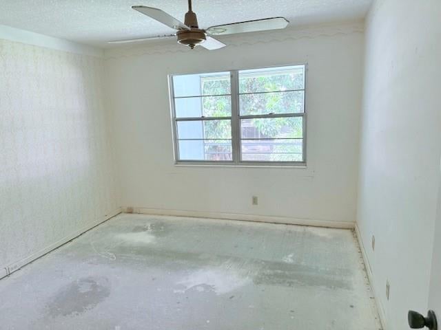 5 of 38 - 103 Newport F 103, Deerfield Beach, FL