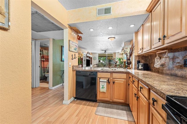 3 of 30 - 4500 N Federal Hwy 368h, Lighthouse Point, FL