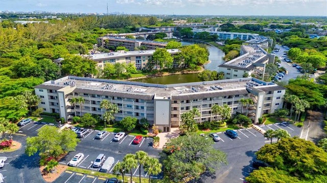 1 of 17 - 3402 Bimini Ln E2, Coconut Creek, FL