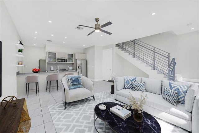 2 of 13 - 1025 Ne 18th Ave 103, Fort Lauderdale, FL