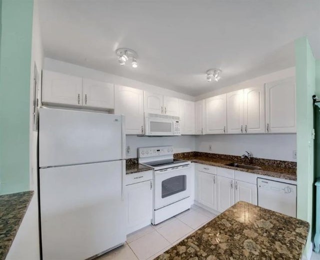 1 of 12 - 223 Flanders E E, Delray Beach, FL