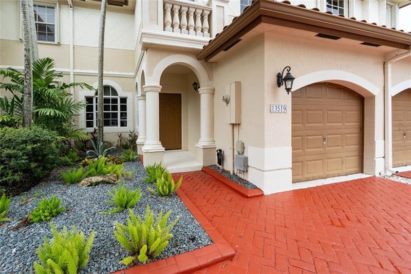 13519 Sw 50th Ct, Miramar