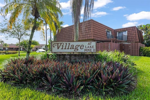 1 of 41 - 11927 Sw 13th Ct -, Davie, FL