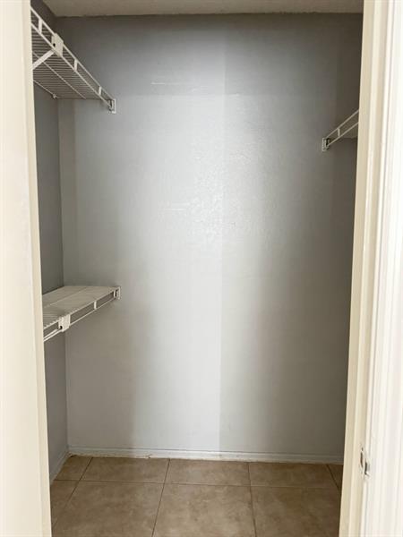 5 of 6 - 2866 S University Dr 5101, Davie, FL