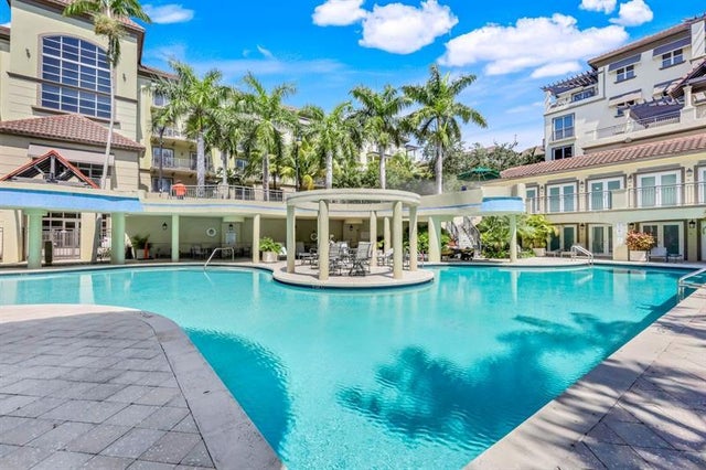 2 of 40 - 2631 Ne 14th Ave 200, Wilton Manors, FL