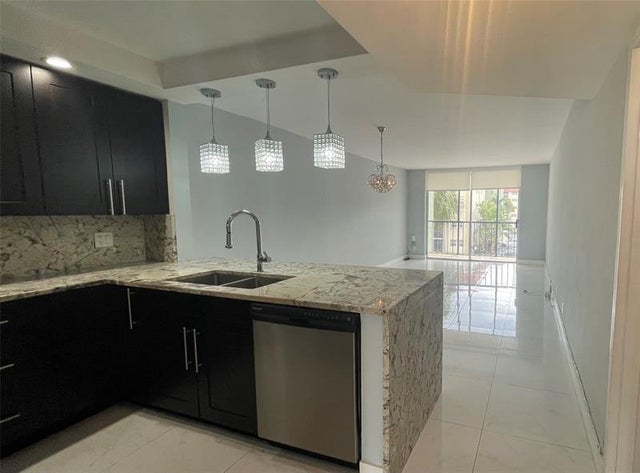 2 of 13 - 5321 Ne 24th Terrace 312a, Fort Lauderdale, FL