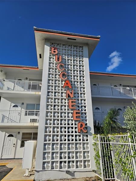 2 of 14 - 120 Ne 20th Ave 3, Deerfield Beach, FL