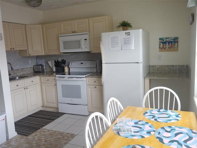 5 of 14 - 120 Ne 20th Ave 3, Deerfield Beach, FL