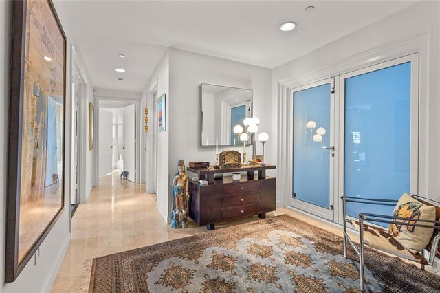 4 of 59 - 615 Bayshore Dr 301, Fort Lauderdale, FL