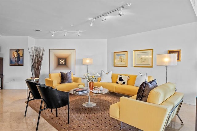 5 of 59 - 615 Bayshore Dr 301, Fort Lauderdale, FL