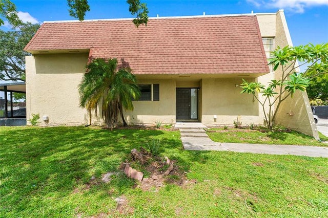 1 of 26 - 8925 Palm Tree Ln 8925, Hollywood, FL