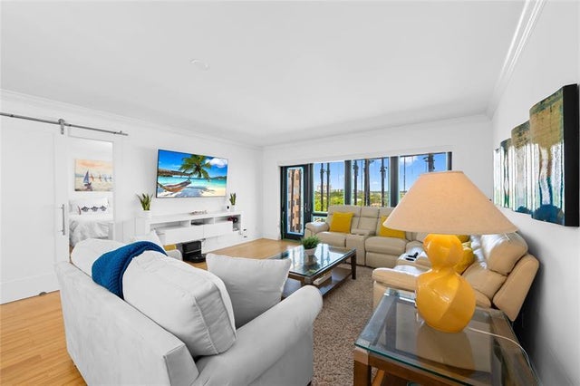 2 of 39 - 5100 N Ocean Blvd 702, Lauderdale By The Sea, FL