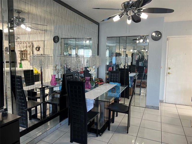 3 of 5 - 6820 W Flagler St 308, Miami, FL