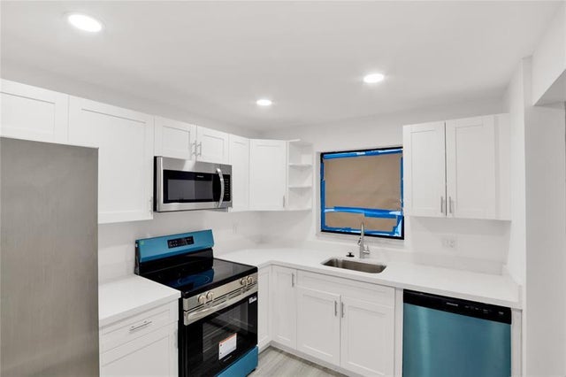 4 of 17 - 516 Osprey Dr 15a, Delray Beach, FL